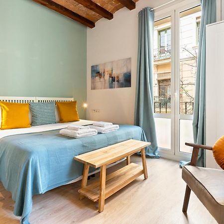 Lodging Apartments Beach Studio 11 Барселона Екстер'єр фото